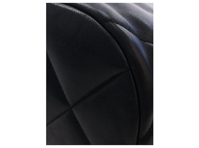 Mochila Chanel 19 em pele de cordeiro acolchoada preta - vista 9