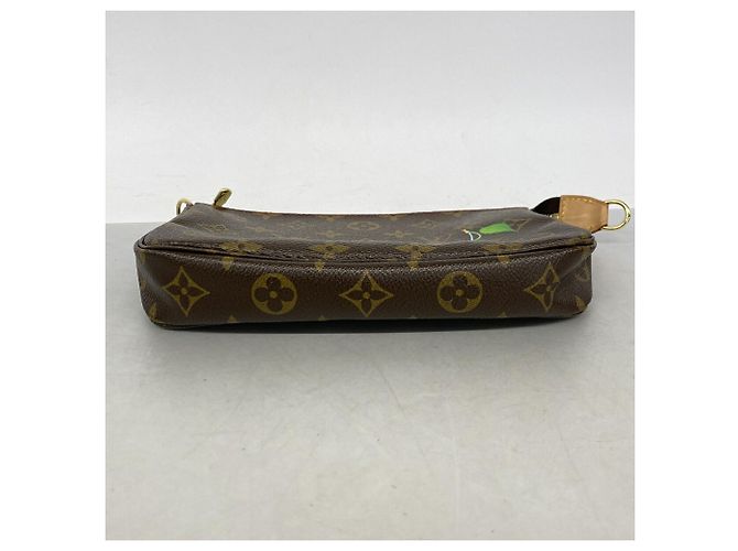 Louis Vuitton Monogram Cherry Pochette Accessoires - vue 3