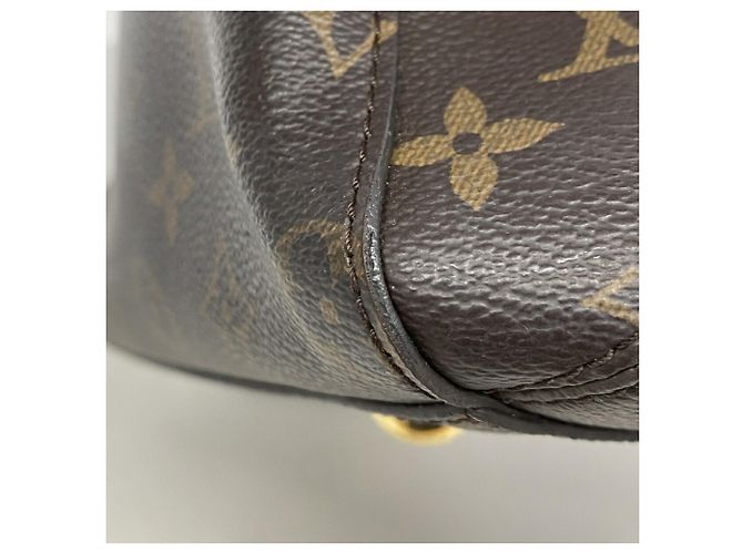 Louis Vuitton Monogram Montaigne BB Handtasche - Ansicht 6