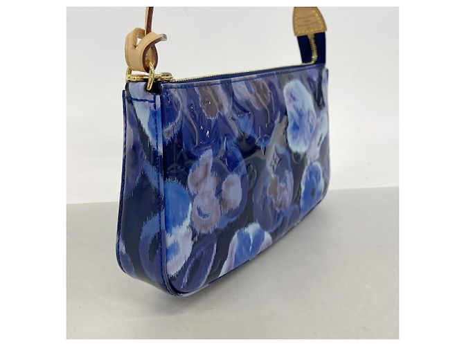 Louis Vuitton Vernis Ikat Flower Pochette Accessoires - vista 2