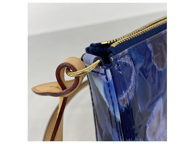 Louis Vuitton Vernis Ikat Flower Pochette Accessoires - vista 6