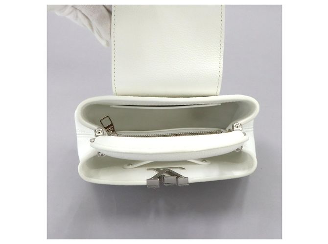 Louis Vuitton Capucines EW MINI Handtasche - Ansicht 7