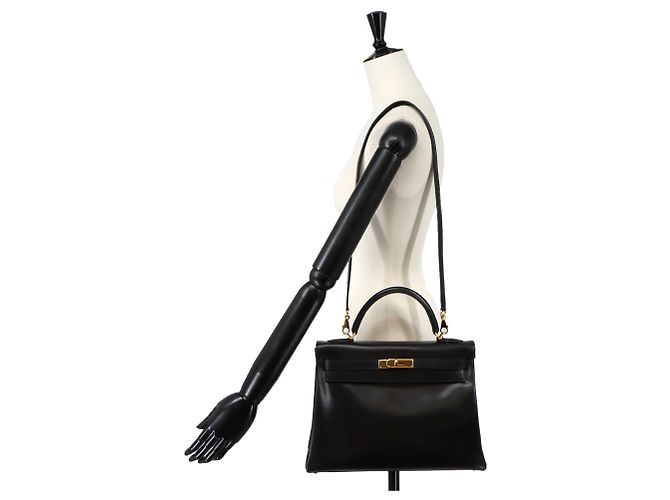 Hermès Hermes Kelly 32 Handbag in Black Box Calf Leather - view 10