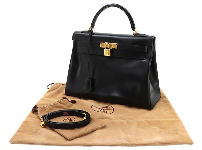 Hermès Hermes Kelly 32 Handbag in Black Box Calf Leather - view 2