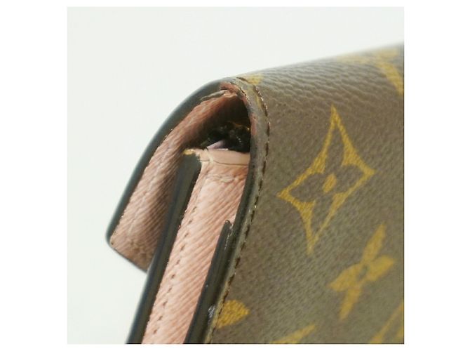 Cartera Tri-fold Louis Vuitton en Rose Ballerine - vista 7