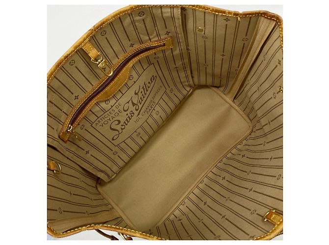 Bolso Tote Louis Vuitton Monogram Neverfull MM - vista 4