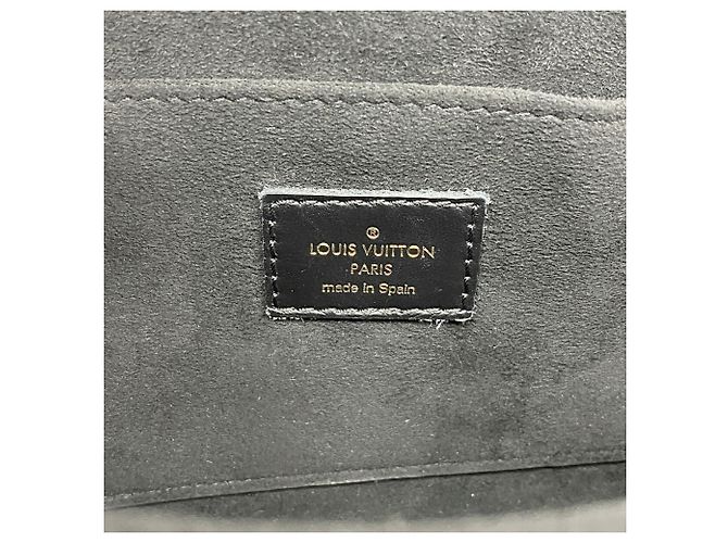 Bolso de hombro Louis Vuitton Epi Dauphine MM - vista 5