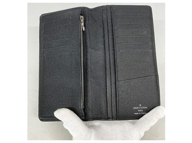 Louis Vuitton Monogram Eclipse Portefeuille Brazza Long Wallet - vue 3