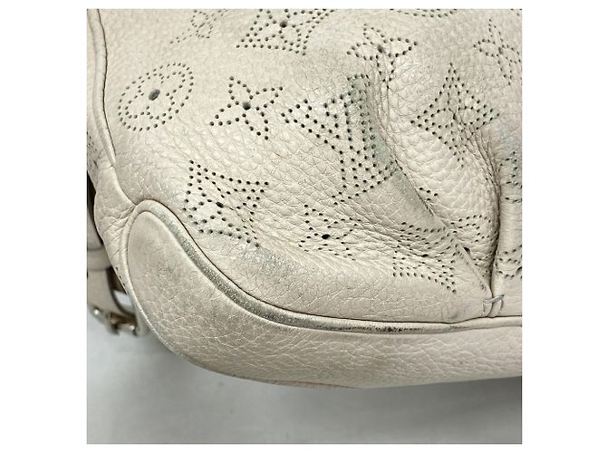 Borsa a tracolla Louis Vuitton Mahina Selene PM - vista 7