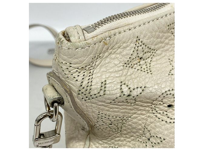 Borsa a tracolla Louis Vuitton Mahina Selene PM - vista 9