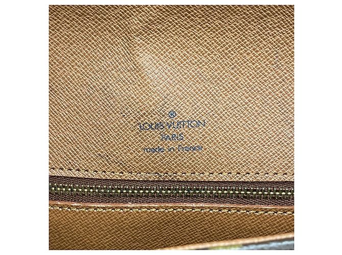 Saint-Cloud Borsa a tracolla Louis Vuitton Monogram Saint Cloud GM - vista 5