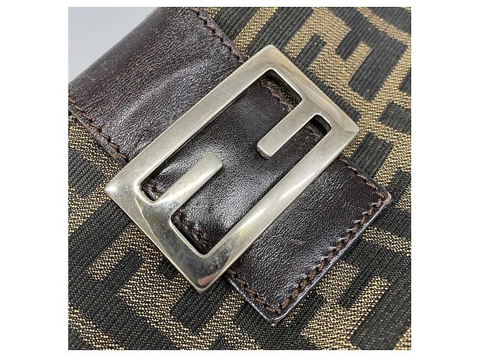 Borsa a secchiello a tracolla Fendi Zucca Mamma - vista 10