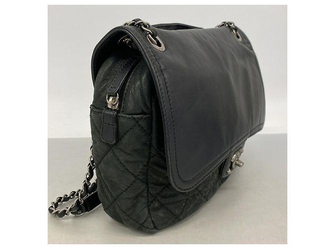 Chanel Matelassé Schultertasche - Ansicht 2