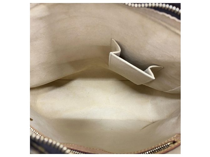 Louis Vuitton Monogram Looping GM Shoulder Bag - view 4