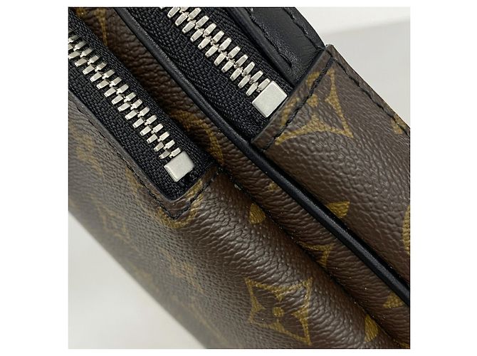 Bolsa Tiracolo Louis Vuitton Monogram Macassar Avenue - vue 8