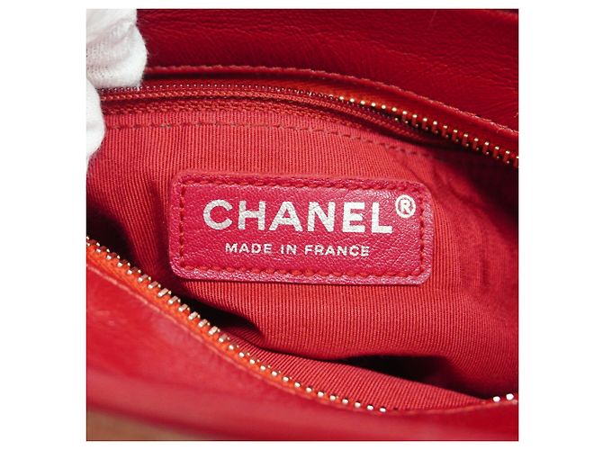 Chanel Gabrielle Schultertasche aus Wildleder - Ansicht 5
