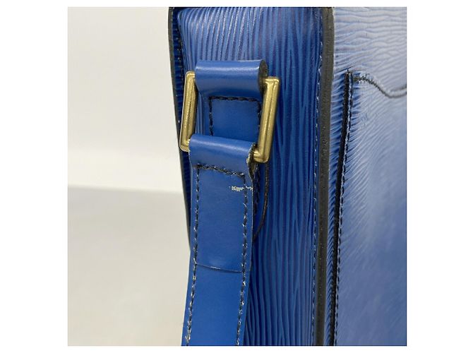 Saint-Cloud Borsa a tracolla Louis Vuitton Epi Saint Cloud - vista 12