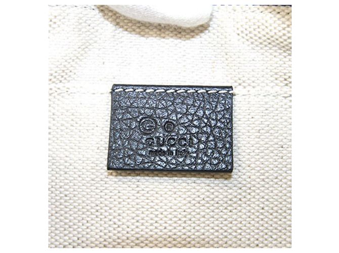 Bolsa de Ombro Gucci GG Marmont em Couro Preto - vista 5