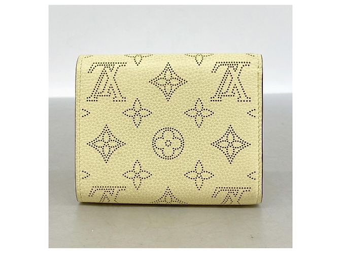Louis Vuitton Mahina Portefeuille Iris Compact Wallet - view 9