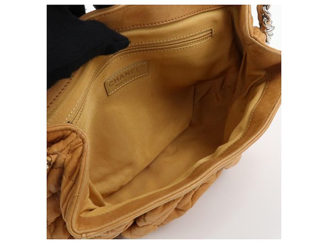 Chanel Chain Around Flap Quilted Leather Medium - vista 5