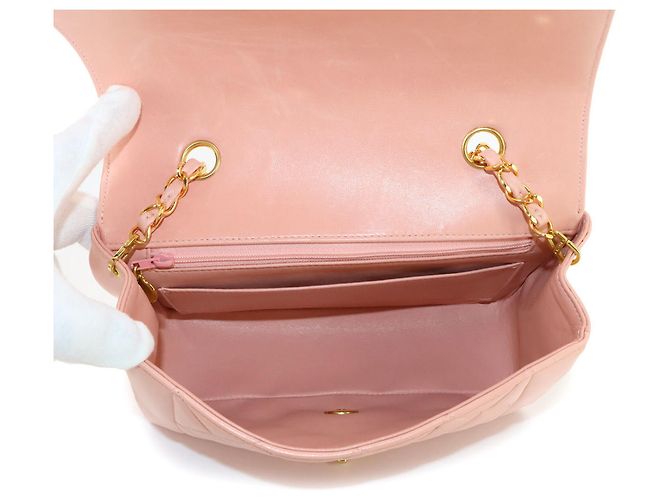 Borsa a tracolla Chanel Diana Matelasse 22 con catena - vista 7
