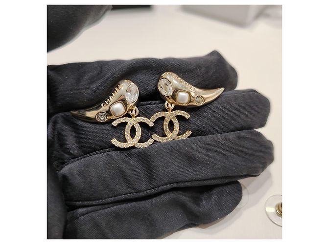 Orecchini pendenti CC con strass CHANEL A21S (RARE) - vista 5