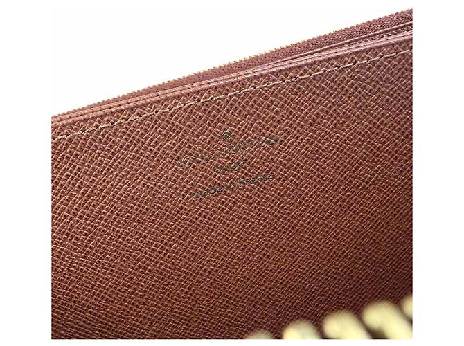 Louis Vuitton Monogram Zippy Wallet - view 8