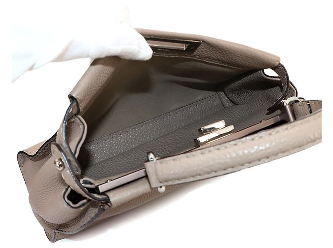 mala Fendi Selleria Peekaboo Regular - vista 8