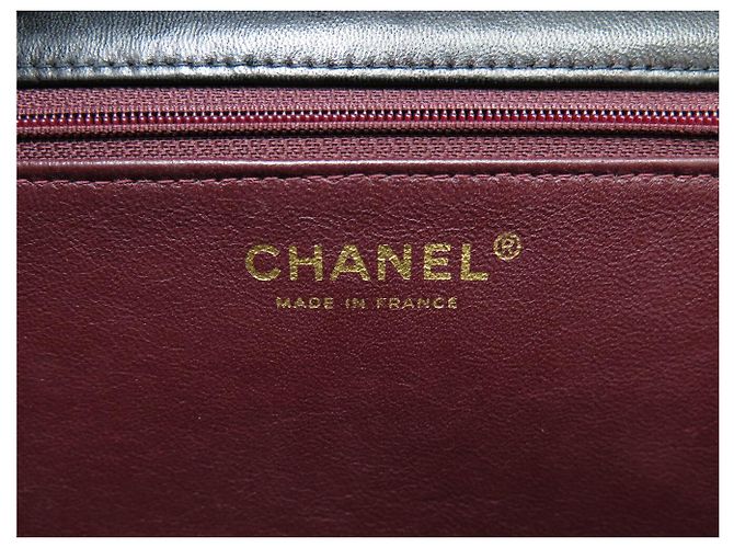 CHANEL TIMELESS PM HANDTASCHE AUS SCHWAREM STEPPLEDER - Ansicht 11
