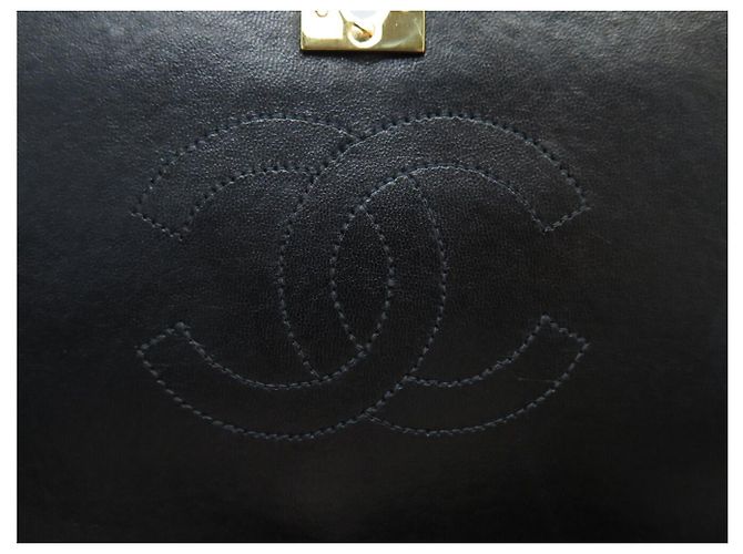 CHANEL TIMELESS PM HANDTASCHE AUS SCHWAREM STEPPLEDER - Ansicht 8