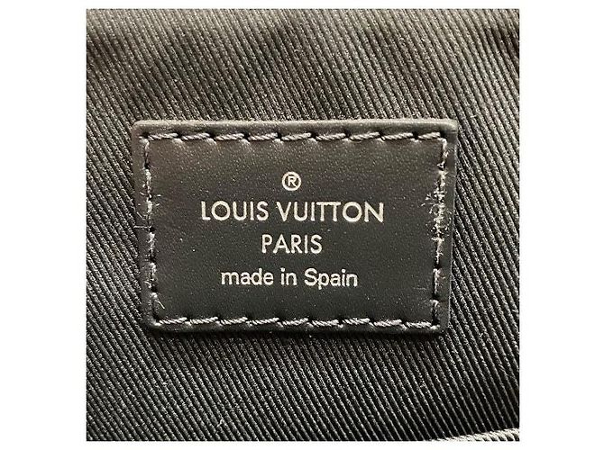 Bolsa de Ombro Louis Vuitton District PM NM Damier Graphite - vista 4
