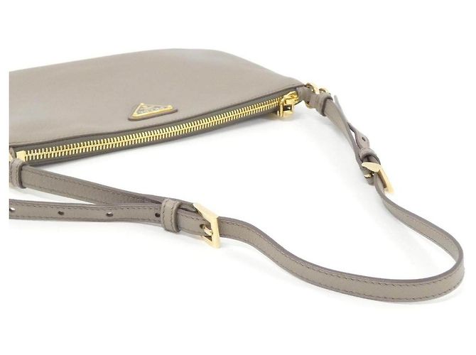 Borsa a tracolla Prada Soft Grain - vista 6