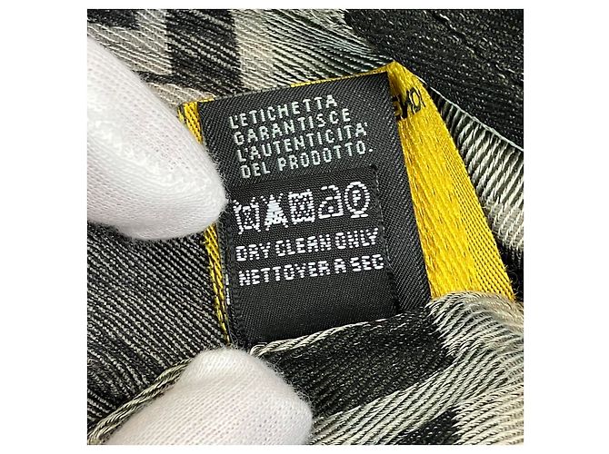 Écharpe en laine et soie Fendi - vue 6