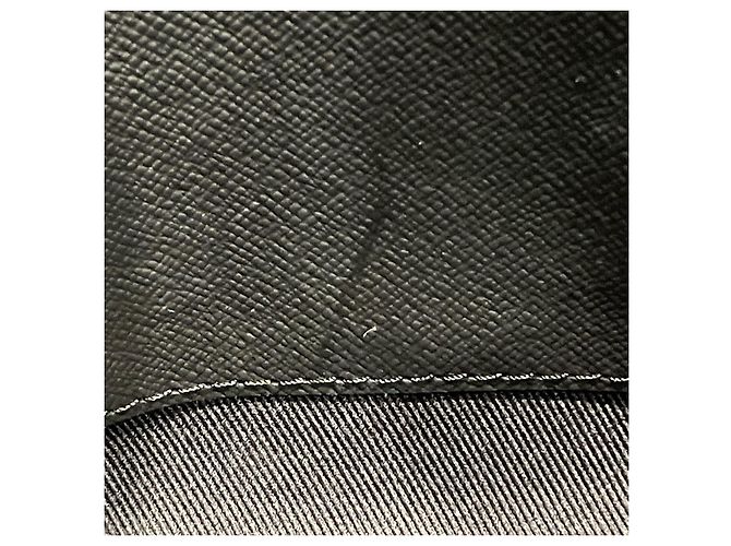 Louis Vuitton Monogram Eclipse Pochette Voyage MM Clutch Bag - vista 7