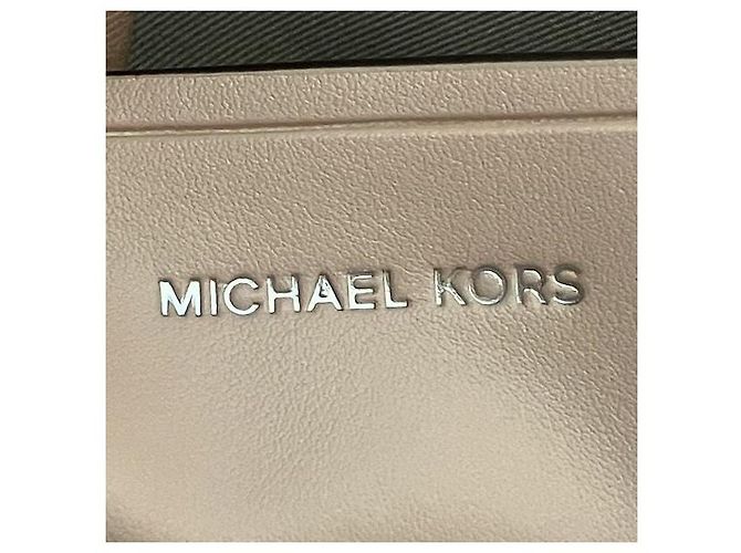 Michael Kors Lyla Medium Satchel - vista 4