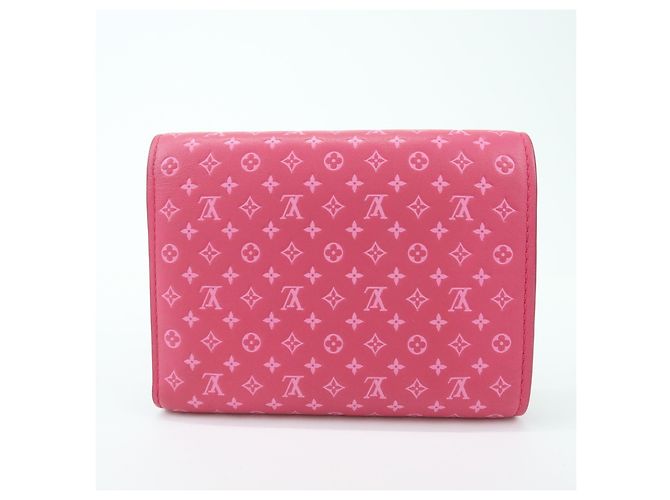 Louis Vuitton Victorine Nanogram Embossed Leather - vista 2