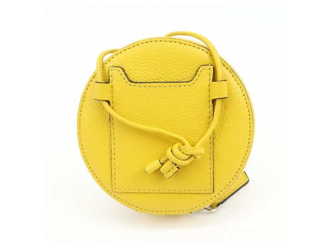 Fendi Vintage FF Round Embossed Leather - vista 2