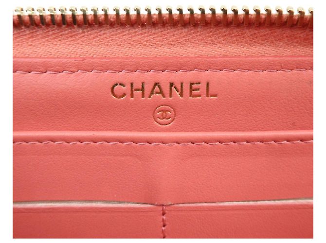 Chanel Zip Around Organizer Quilted Caviar Large - view 6