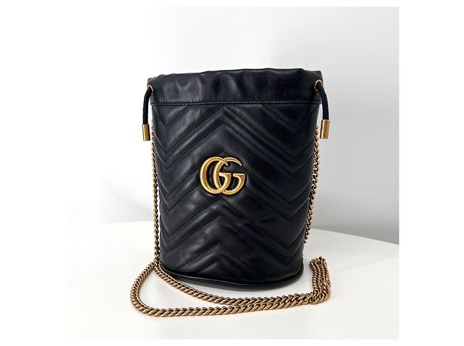 Gucci Borsa a Secchiello Crossbody GG Marmont Nera - vista 2