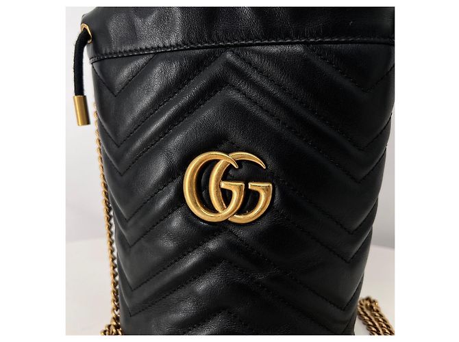 Gucci Borsa a Secchiello Crossbody GG Marmont Nera - vista 4