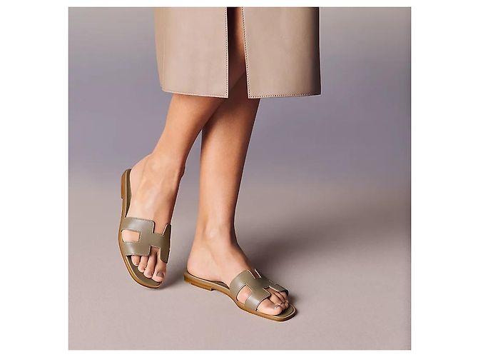 Hermès Sandali Iconic Cutout in vitello - vista 3