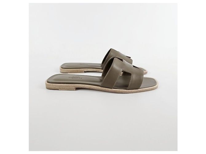 Hermès Sandali Iconic Cutout in vitello - vista 9