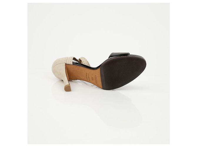 Hermès Sandali con tacco e cinturino con nappina - vista 11