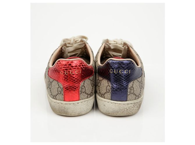 Gucci Sneakers Ace GG Supreme da donna - vista 9