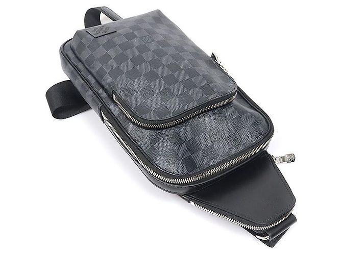 Louis Vuitton Borsa a tracolla Avenue in Canvas Damier Graphite - vista 4