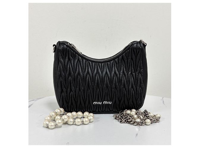 Miu Miu Borsa a tracolla Matelassé Napa Pearl Nera - vista 4