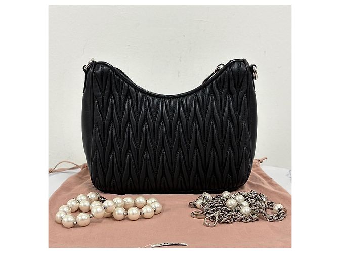 Miu Miu Borsa a tracolla Matelassé Napa Pearl Nera - vista 7