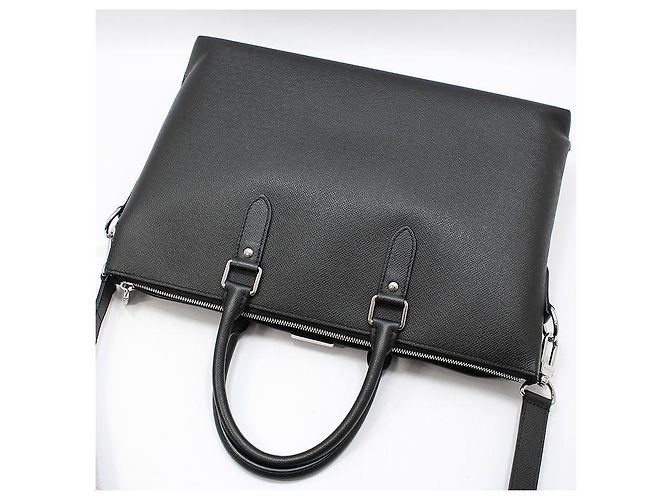 Louis Vuitton Borsetta Anton Soft in pelle Taiga - vista 4