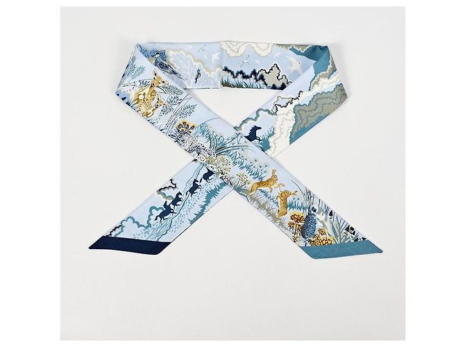 Hermès Pañuelo de seda Twilly Rewilding Nature - vista 8