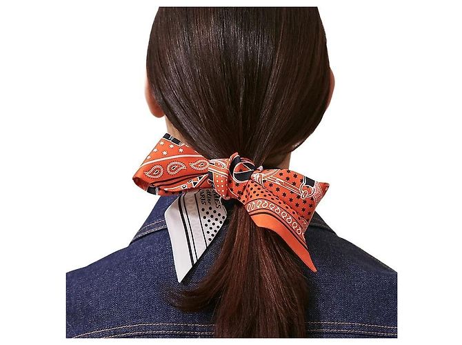 Hermès Twilly Seidenschal für Damen - Ansicht 3